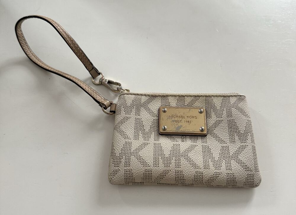 Michael Kors Mini Wristlet